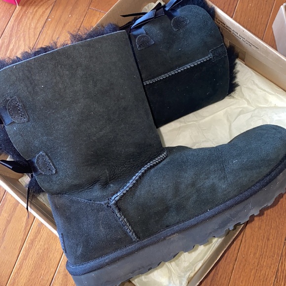 Pre-💖 UGG W BAILEY BOW II BLACK BOOTIE - Picture 7 of 7